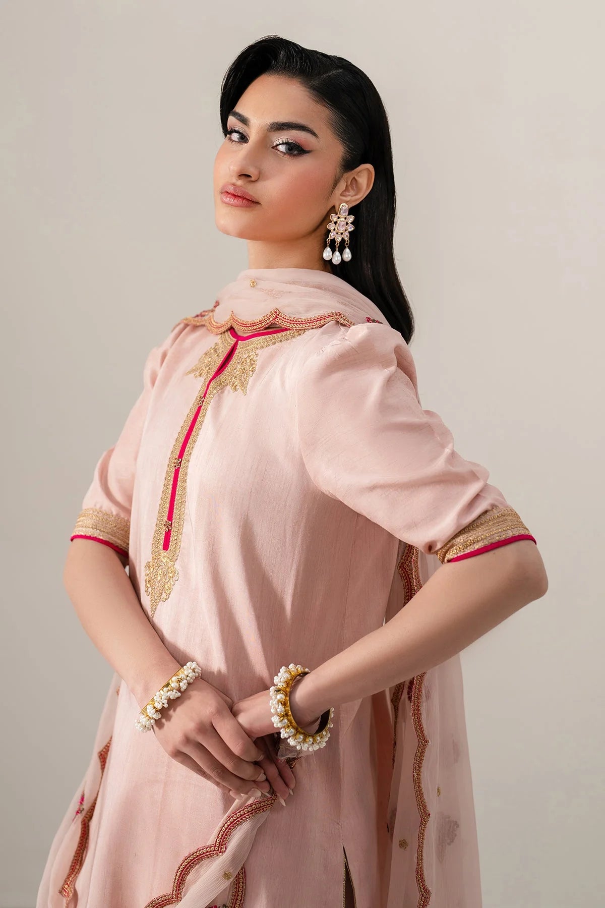 Farshi suit pink