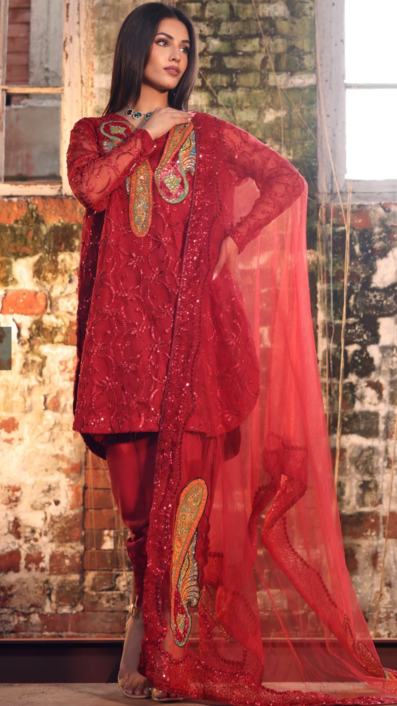 Red 3 piece net with linning