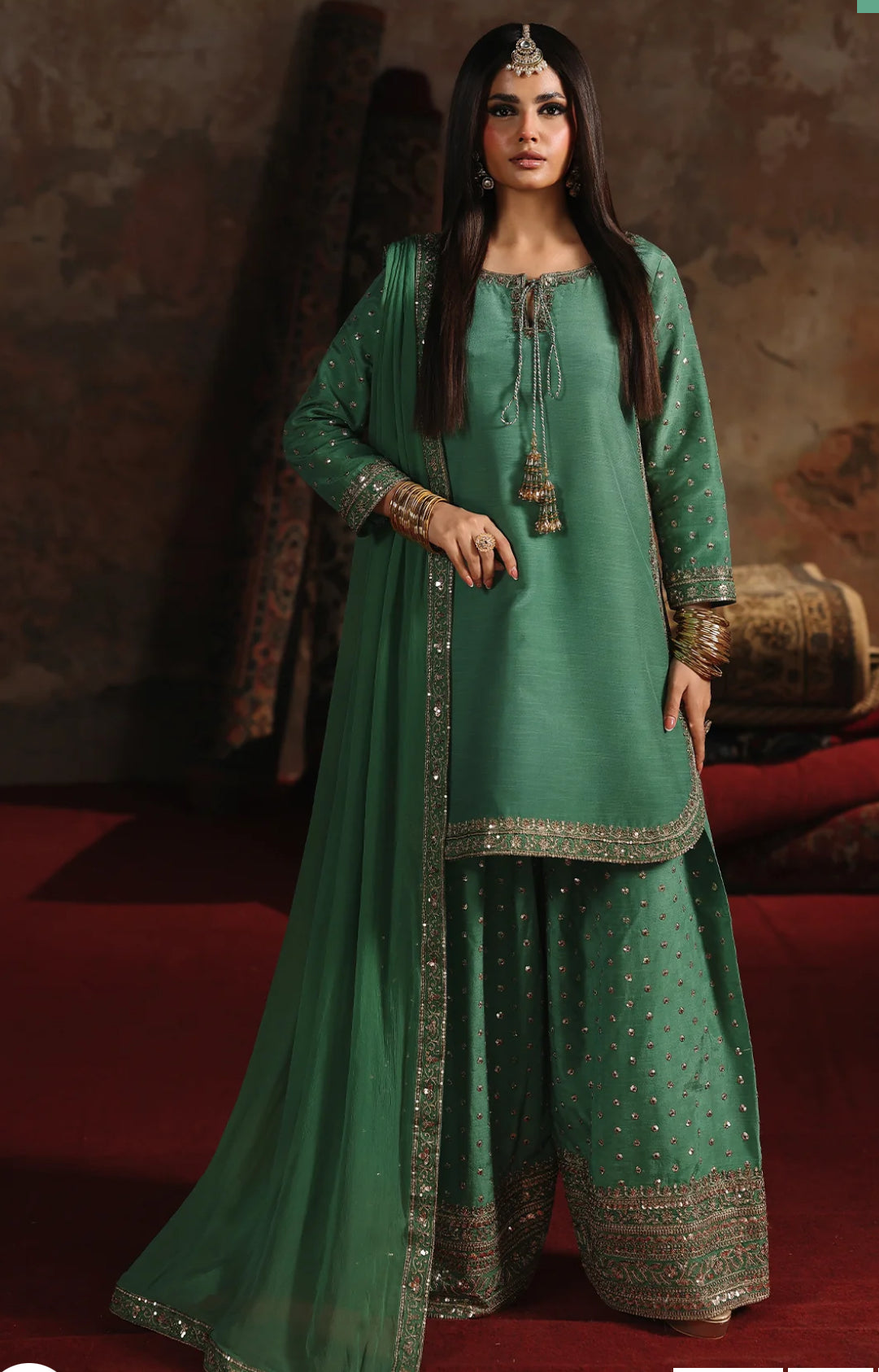 Green Farshi suit