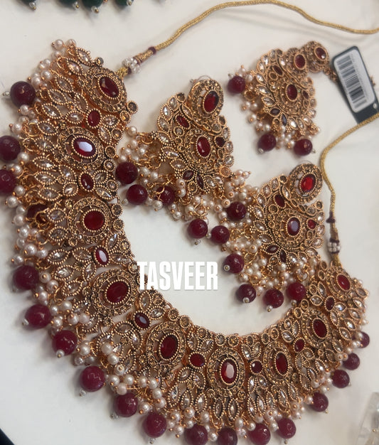Jewellery set red